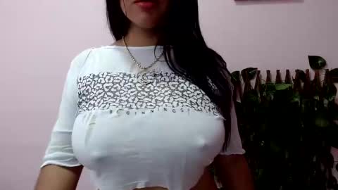 Pamela Claus online show from 01.19.25