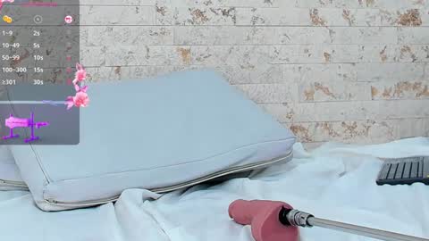 Pamela West online show from 01.08.25