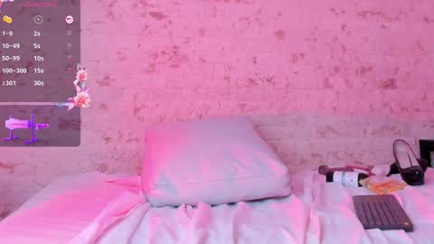 Pamela West online show from 01.11.25