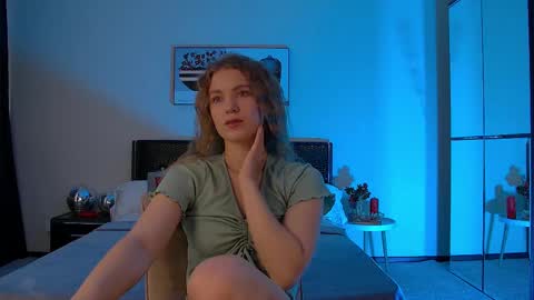 Pamela Blair online show from 03.04.25