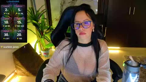 Paola online show from 02.11.25