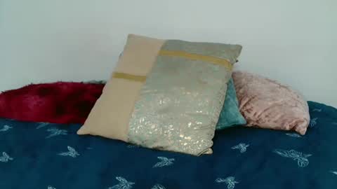 pandora_gu1 online show from 11.30.25