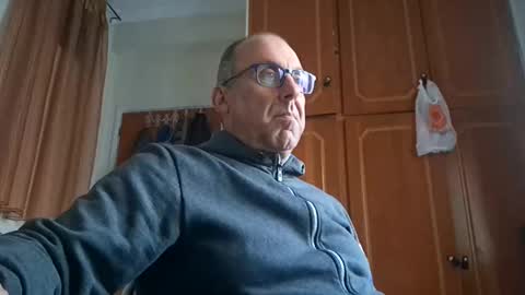 pansak1973 online show from 12.30.24