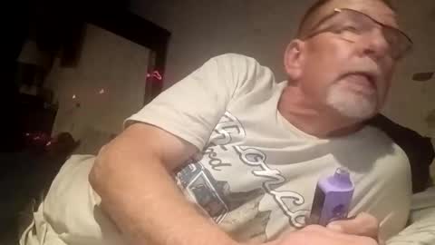 Snapshot of pantyfun32 chatting on 10.25.25 a online show from 10.25.25