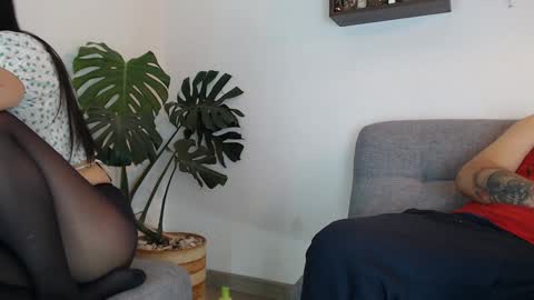 Snapshot of pantyhose_xxx_ chatting on 01.10.25 pantyhose_xxx_ online show from 01.10.25