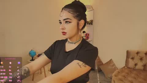 PAOLA IM INDEPENDENT MODEL online show from 07.07.26