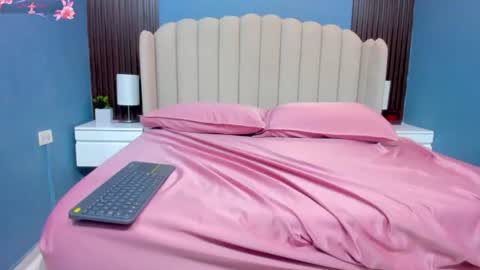Snapshot of pao_bunny chatting on 06.18.26 Luly online show from 06.18.26