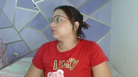 Paola Stone online show from 04.03.26