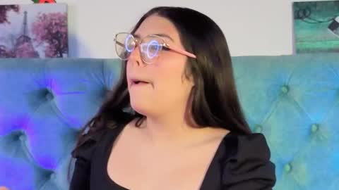 Paola Lyon online show from 11.07.25