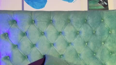 Paola Lyon online show from 04.09.26