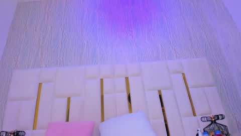 Snapshot of paolaa_rodriguez chatting on 05.24.26 Paola online show from 05.24.26