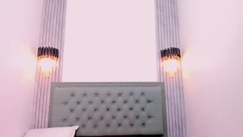 Snapshot of paolab_g chatting on 02.05.25 online show from 02.05.25