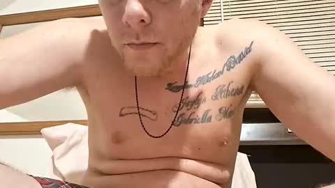 papapfouts online show from 04.16.26