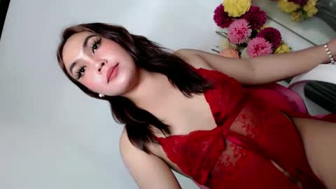 Fina Dwarf online show from 01.23.25