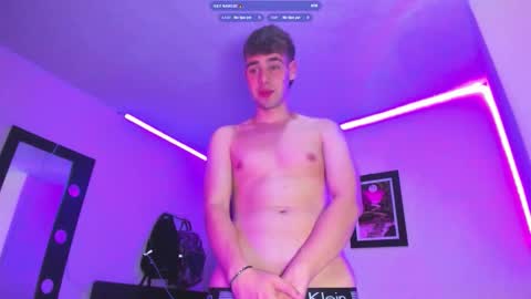 Snapshot of papinoha chatting on 12.19.25 Noha online show from 12.19.25