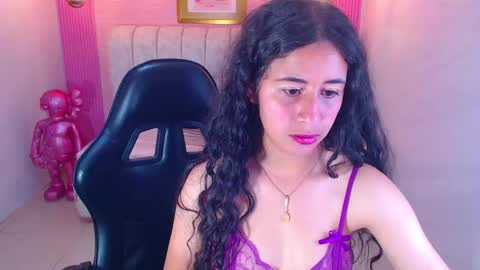 Snapshot of paris_1sub chatting on 10.03.25 Paris 1sub online show from 10.03.25