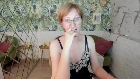 Paris online show from 06.19.26