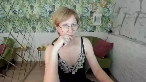 Paris online show from 06.20.26
