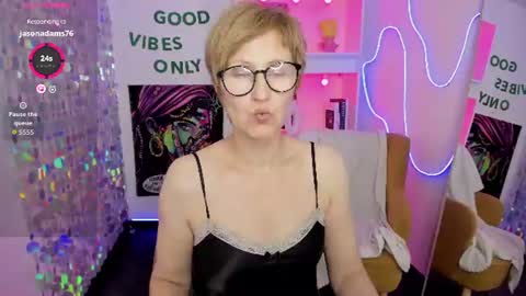 Paris online show from 07.26.26