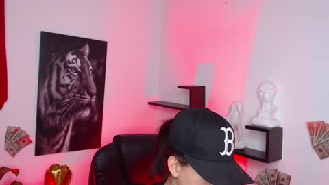 Paris D angelo online show from 12.28.24