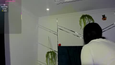 paris_evans_01 online show from 01.10.26