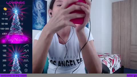 Snapshot of paris_of_angel chatting on 12.04.24 Paris Of Angel online show from 12.04.24