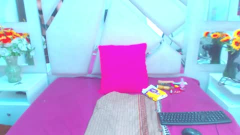 Snapshot of paris_squirtt chatting on 01.31.26 paris_squirtt online show from 01.31.26