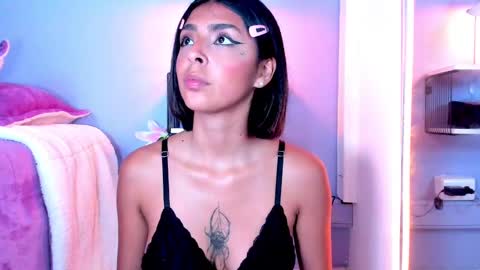 Paris online show from 12.09.24