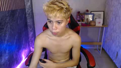 Snapshot of parkseo_yeon chatting on 09.29.25 HENRY online show from 09.29.25