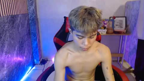 Snapshot of parkseo_yeon chatting on 10.23.25 HENRY online show from 10.23.25