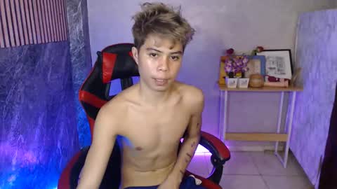 Snapshot of parkseo_yeon chatting on 10.31.25 HENRY online show from 10.31.25