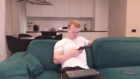 Pashka online show from 03.11.25