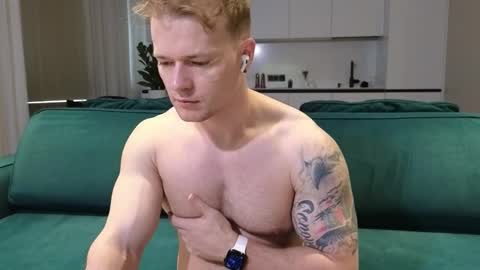 Pashka online show from 10.19.25