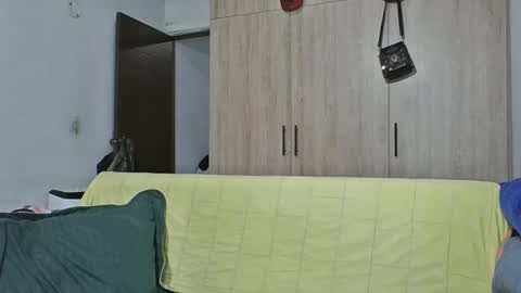 passion_fruit01 online show from 10.21.25