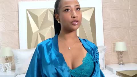 passionmacoll online show from 02.04.26