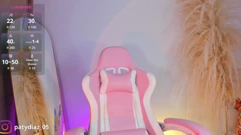 Snapshot of patricia69fox chatting on 02.20.25 Paty online show from 02.20.25