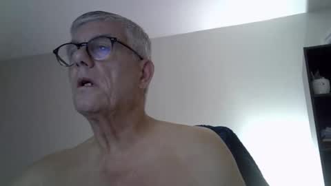 patrick5275 online show from 10.01.25