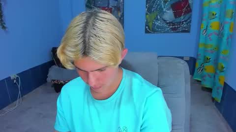 .... online show from 11.12.25