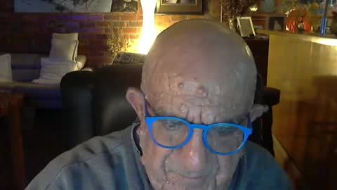 Snapshot of patvac chatting on 06.30.26 patvac online show from 06.30.26