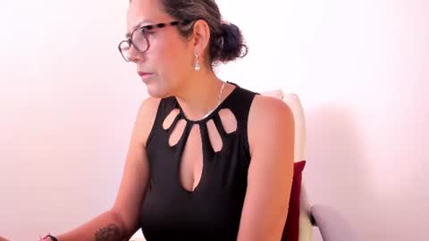 Snapshot of paty_chic chatting on 07.28.26 Paty Chic online show from 07.28.26