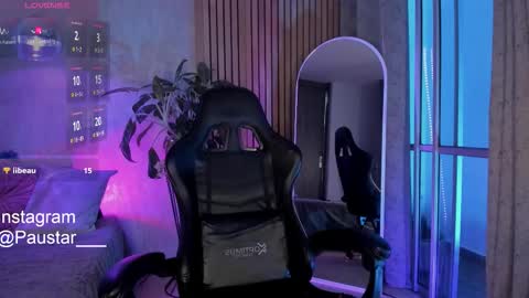 pau_star_ online show from 11.23.25