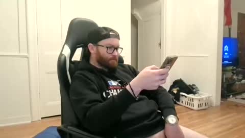 shy online show from 04.19.26