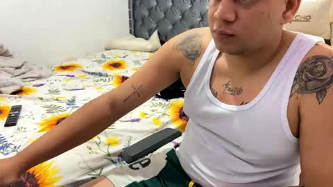 Snapshot of paul_4321 chatting on 09.27.25 paul_4321 online show from 09.27.25