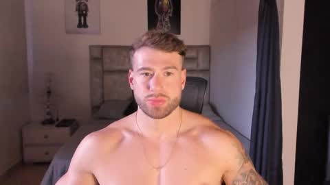 Snapshot of paul_roger chatting on 09.15.25 PAUL ROGER online show from 09.15.25