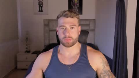 Snapshot of paul_roger chatting on 09.26.25 PAUL ROGER online show from 09.26.25