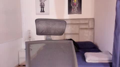 PAUL ROGER online show from 12.18.25