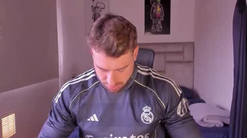 PAUL ROGER online show from 01.06.26