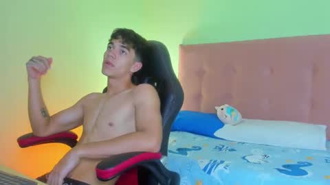 paul_sexycock online show from 01.30.25