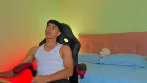 paul_sexycock online show from 02.06.25