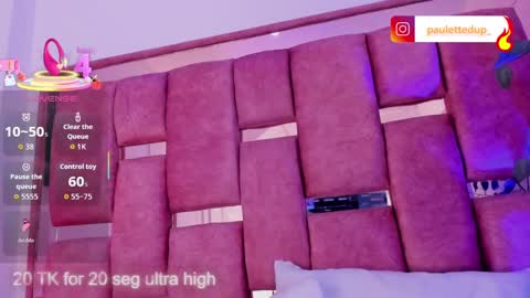 Snapshot of paulette_dupont_ chatting on 10.04.25 paulette_dupont_ online show from 10.04.25